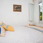 Pretty 2bdr With Terrace, With 2 Bathrooms, 41 Lejlighed *