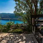 Lejlighed Pretty 2bdr With Terrace, With 2 Bathrooms, 41 *