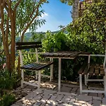 Pretty 2bdr With Terrace, With 2 Bathrooms, 41 Apartment *