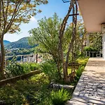 Apartment Pretty 2bdr With Terrace, With 2 Bathrooms, 41 *