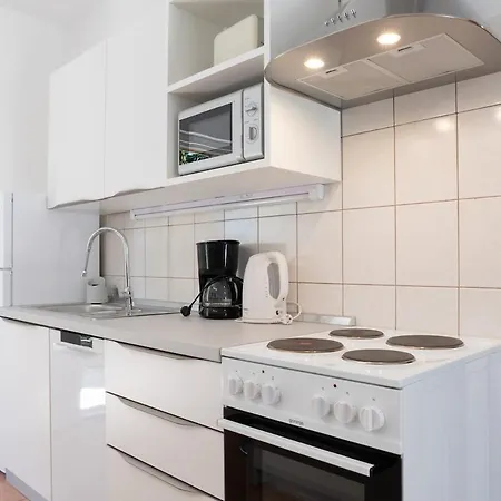 Pretty 2bdr With Terrace, With 2 Bathrooms, 41 * Rabac