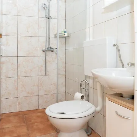 Lägenhet Pretty 2bdr With Terrace, With 2 Bathrooms, 41 *