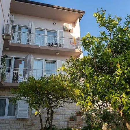 דירה Pretty 2bdr With Terrace, With 2 Bathrooms, 41 ראבץ