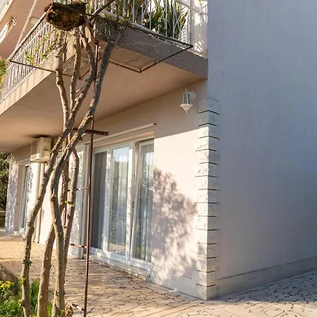 Lägenhet Pretty 2bdr With Terrace, With 2 Bathrooms, 41 *