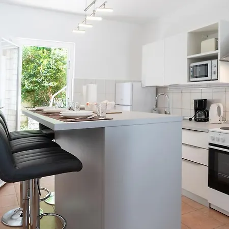 Pretty 2bdr With Terrace, With 2 Bathrooms, 41 * Rabac